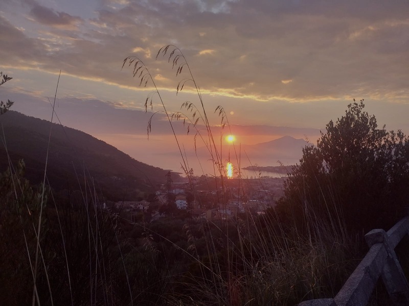 imponująca willa w miasteczku Tortora nad Morzem Tyrreńskim