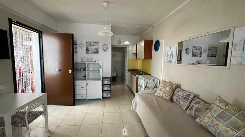 dwa niezależne piękne apartamenty na sprzedaż 10 minut od centrum miasteczka Scalea w Kalabrii