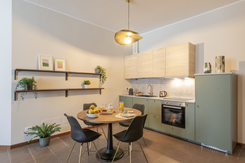 pieknie wyremontowane studio z umeblowana lazienka na sprzedaz przy via c bazzi we wloszech