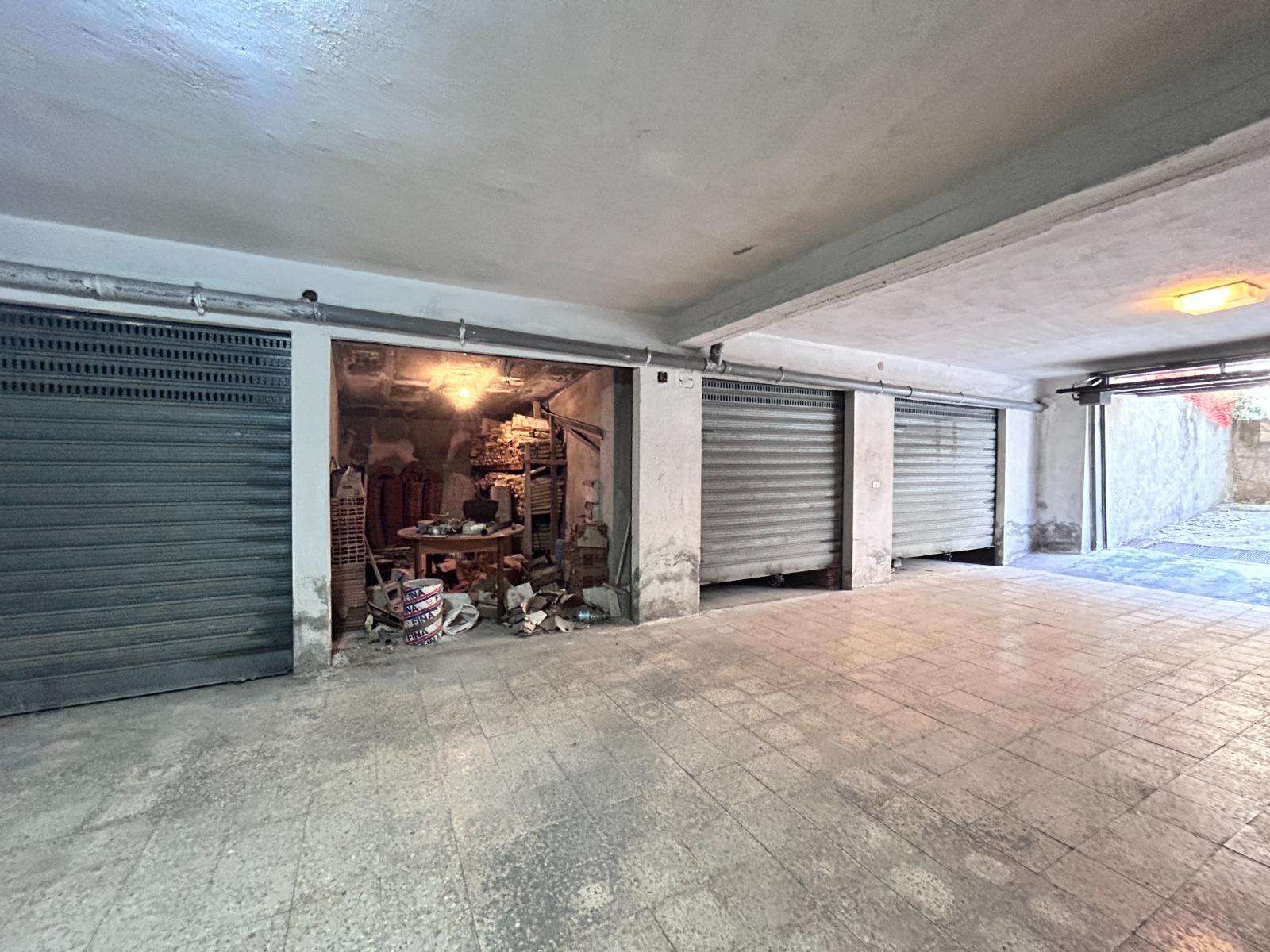 duże-mieszkanie-do-wykończenia-w-centrum-scalea-na-sprzedaż duże mieszkanie do wykończenia w centrum scalea na sprzedaż