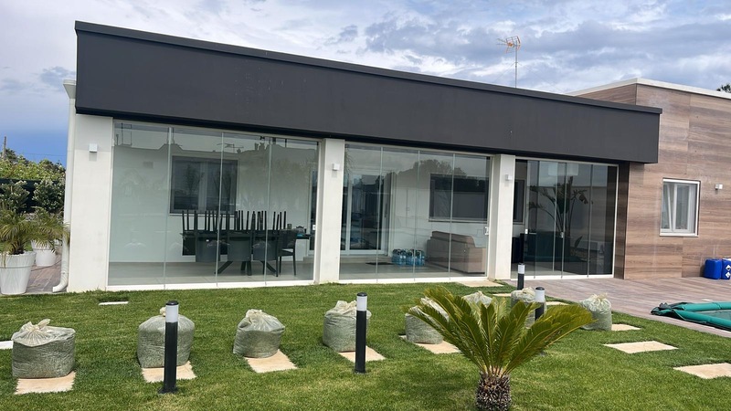 gustowny dom z ogrodem na sprzedaż w miejscowości Brindisi we Włoszech